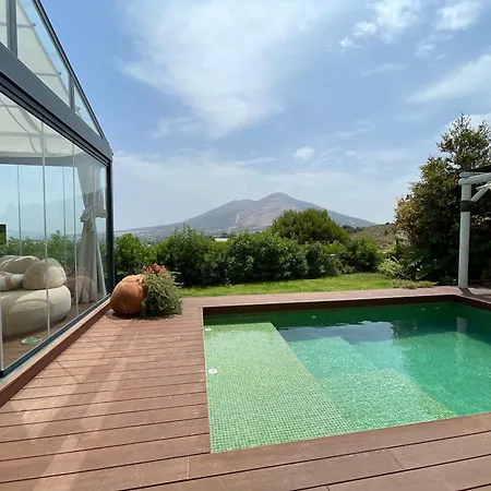 Casa de Férias Beautiful New & Pool Mountain View