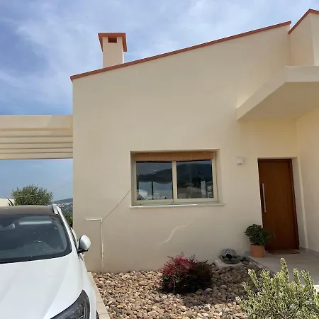 Beautiful New & Pool Mountain View Coín
