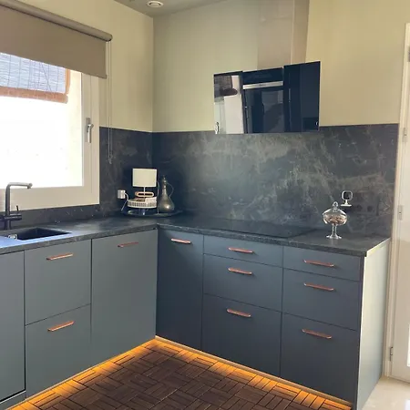 Holiday home Beautiful New & Pool Mountain View *