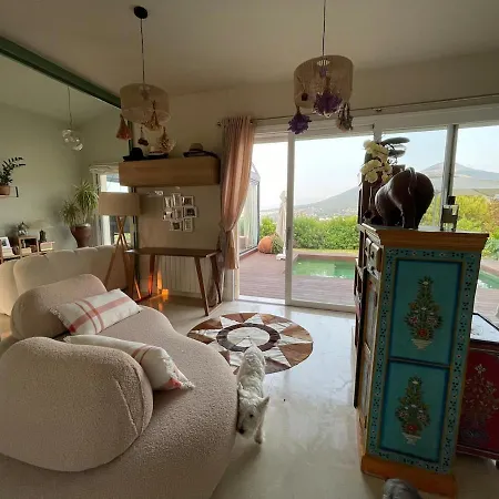 Casa de Férias Beautiful New & Pool Mountain View Coín
