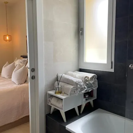 Holiday home Beautiful New & Pool Mountain View *